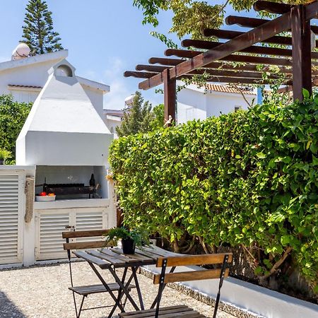 Protaras Nisia Seaside Villa Exteriör bild
