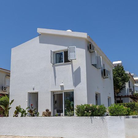 Protaras Nisia Seaside Villa Exteriör bild
